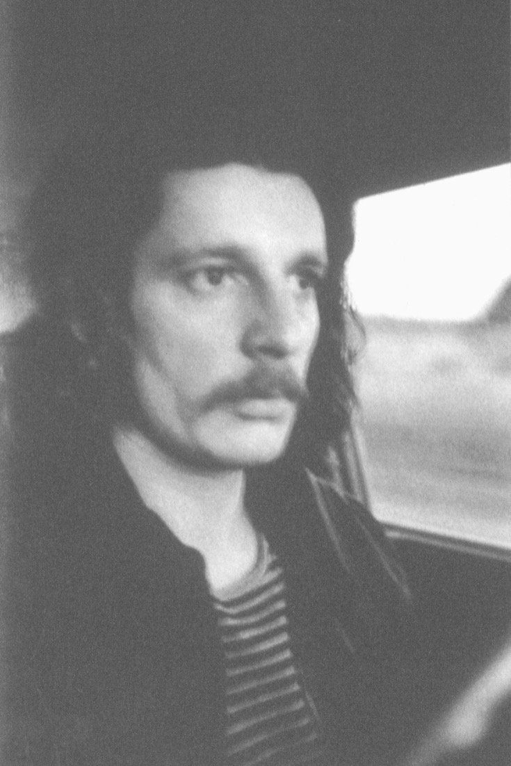 Portrait en noir et blanc reproduit dans le livret de l’exposition Larry Clark